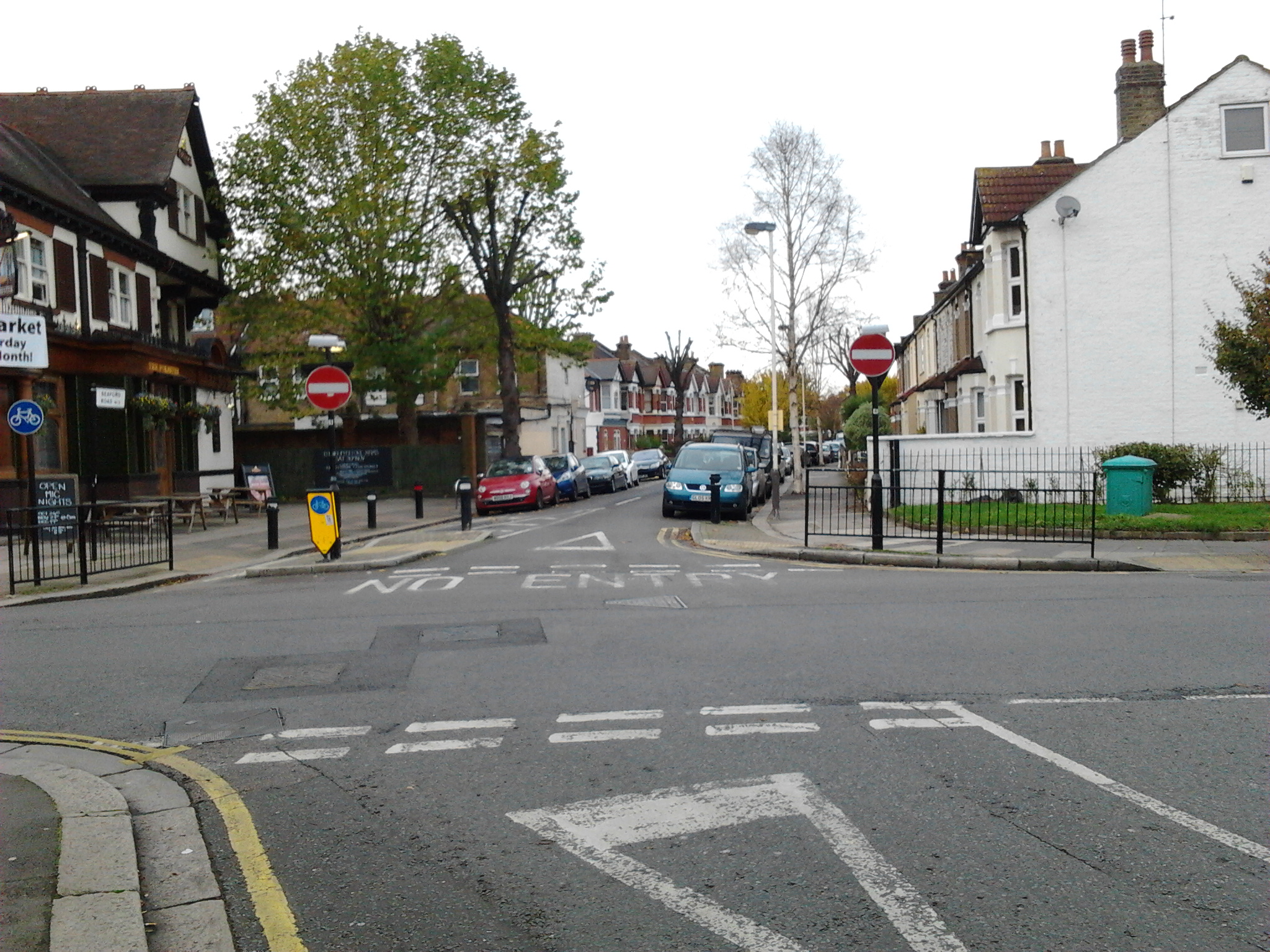 Time to stop drivers ignoring No Entry signs in Seaford Road West